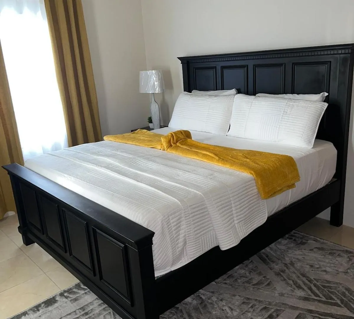 Gem Haven- A Luxurious,Modern Double King Bed Hideaway contacts